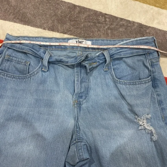 YMI Women's Light Blue Distressed Jeans rolled waist - Picture 4 of 8